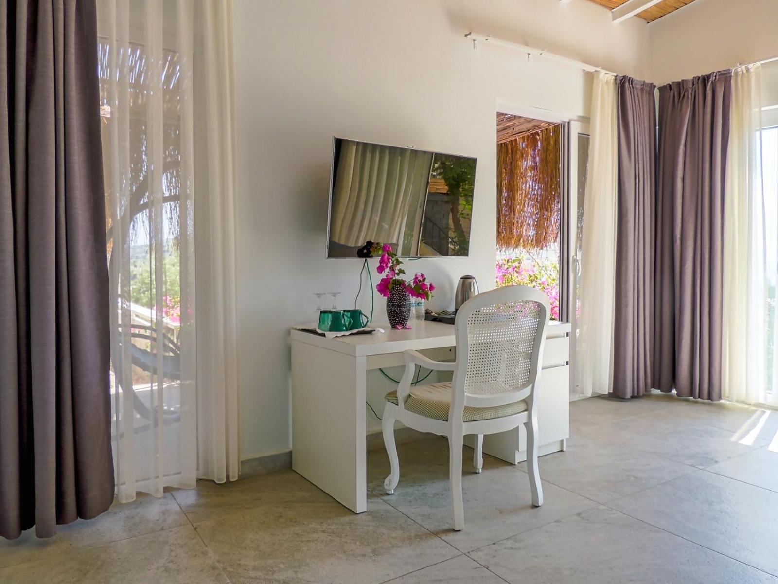 Oza Boutique Hotel Gümüşlük Ngoại thất bức ảnh